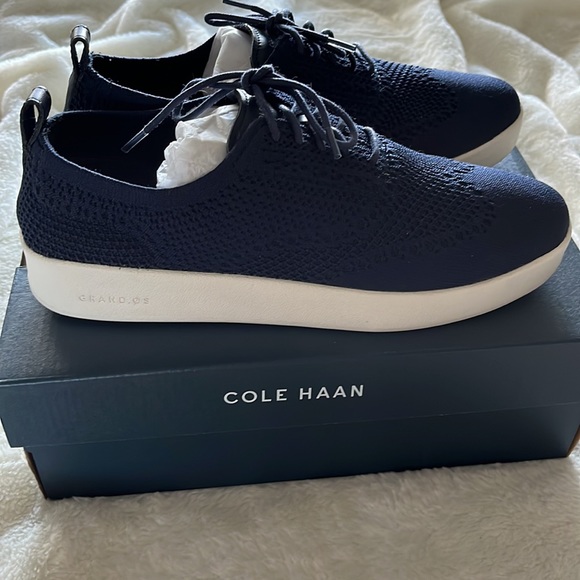 NWT Cole Haan GP Contender shoe Navy 8.5 - Picture 2 of 5